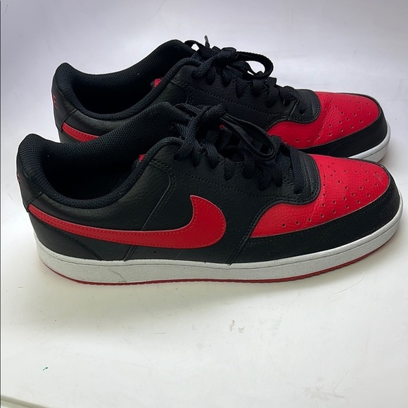 Men’s Nike Court Vision Low Sneakers Black and Red 11.5 New W/O Box - Picture 4 of 8